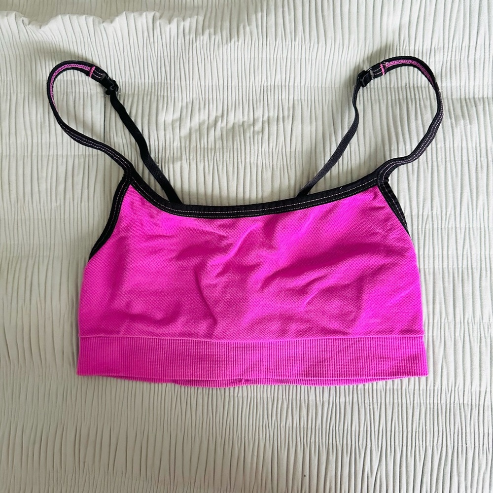 Aerie Sports Bra / Magenta / XS - Picture 1 of 5